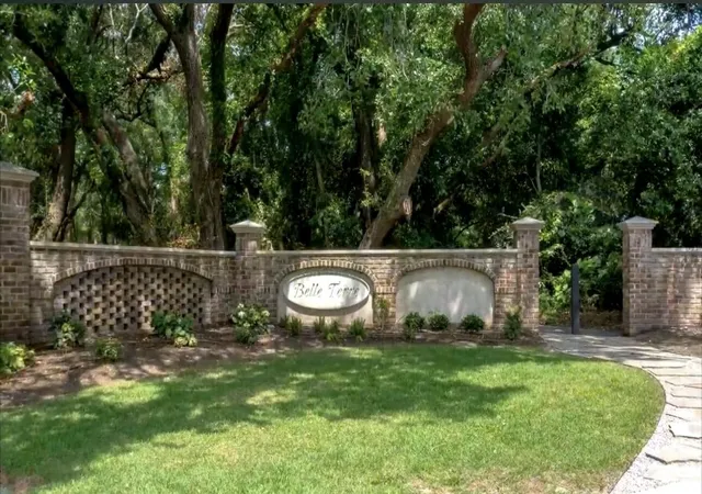 1st image of 628 Parrot Point Dr, Charleston, SC 29412 | MLS# 26022416