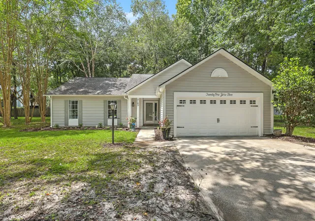 Photo 1 of Single family home for sale at 2105 Pinehurst Ave, Charleston, SC 29414 | MLS# 26024221 | Listing updated on 2026-09-16