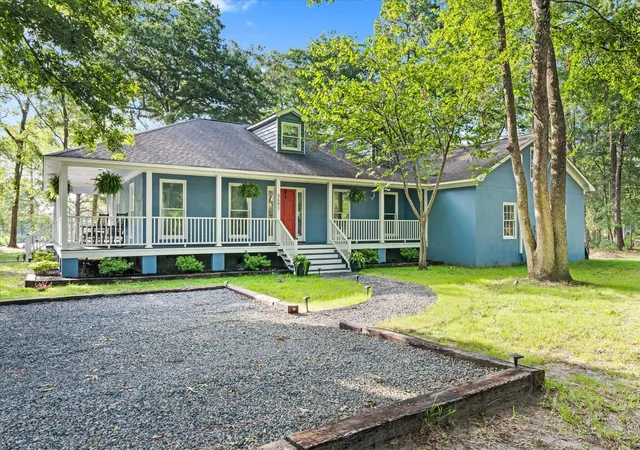 Homes for sale in Hollywood, SC | 4501 Millspring Rd, Hollywood, SC 29449 | MLS# 26018429