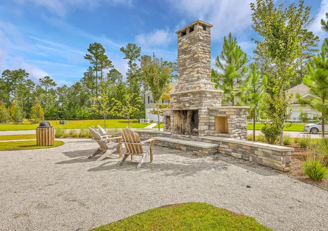 Photo 4 of Single family home for sale at 413 Cedarview Rd, Summerville, SC 29486 | MLS# 26019258 | Listing updated on 2026-10-16