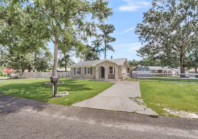 2nd image of 103 Mcduffie Ct, Summerville, SC 29486 | MLS# 26019081
