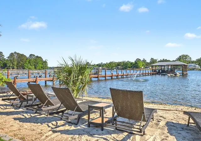 Photo 2 of Single family home for sale at 1537 Litzler Dr, Manning, SC 29102 | MLS# 26011185 | Listing updated on 2026-05-08