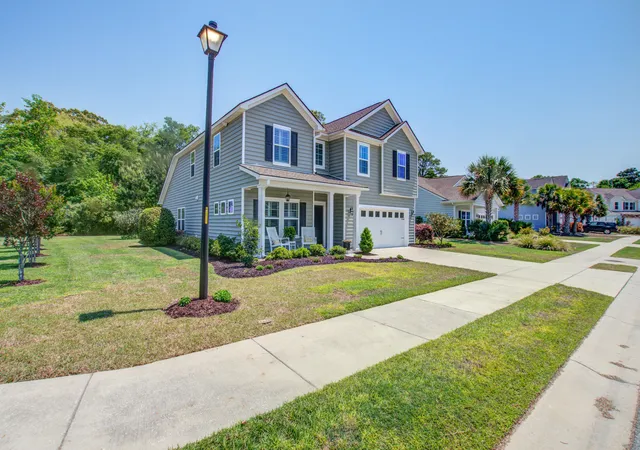 Photo 3 of Single family home for sale at 5001 Catfish Loop, Johns Island, SC 29455 | MLS# 26012513 | Listing updated on 2026-08-23