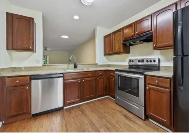 Photo 2 of Townhouse for sale at 1005 Summerhaven Pl #Unit B, Charleston, SC 29492 | MLS# 26022453 | Listing updated on 2026-09-04