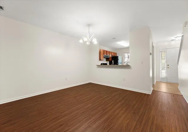 Photo 4 of Townhouse for sale at 1005 Summerhaven Pl #Unit B, Charleston, SC 29492 | MLS# 26022453 | Listing updated on 2026-09-04