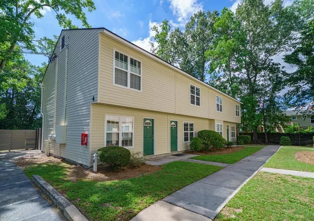 Photo 1 of Townhouse for sale at 1423 Ashley River Rd #4b, Charleston, SC 29407 | MLS# 26014890 | Listing updated on 2026-09-01