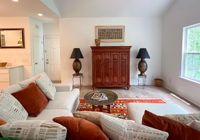 3rd image of 408 S Elgin Ct, Charleston, SC 29414 | MLS# 26021801