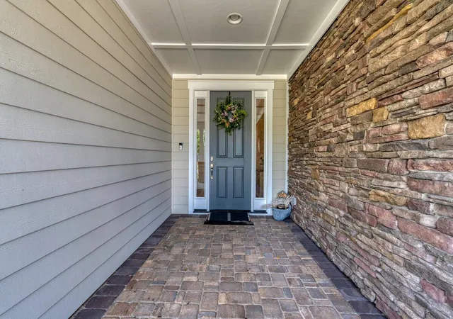 Photo 3 of Single family home for sale at 536 Four Seasons Blvd, Summerville, SC 29486 | MLS# 26018957 | Listing updated on 2026-09-17