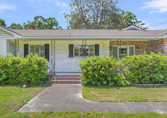4th image of 1024 Lepley Rd, Hanahan, SC 29410 | MLS# 26012844