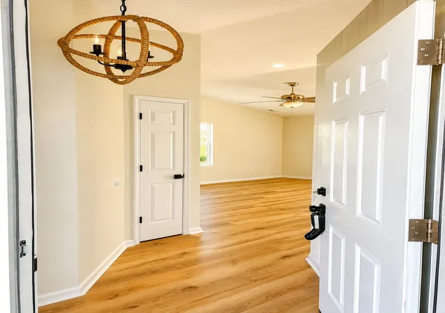 Photo 3 of Single family home for sale at 9668 Middleton Ct, Murrells Inlet, SC 29576 | MLS# 26023915 | Listing updated on 2026-09-15