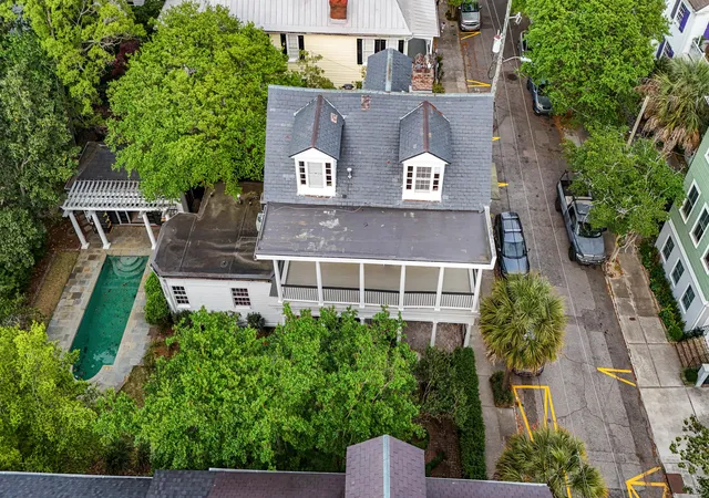 Photo 3 of Single family home for sale at 18 Trumbo St, Charleston, SC 29401 | MLS# 26020111 | Listing updated on 2026-08-24