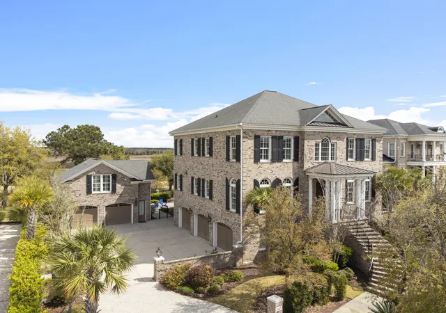 Homes for sale in Charleston, SC | 367 Lesesne St, Charleston, SC 29492 | MLS# 25028177