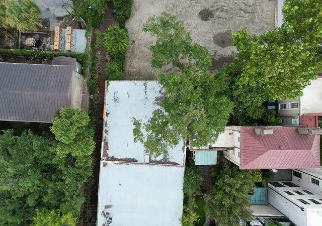 Photo 2 of Townhouse for sale at 10 Philadelphia Aly #Lot C, Charleston, SC 29401 | MLS# 25023736 | Listing updated on 2026-08-12