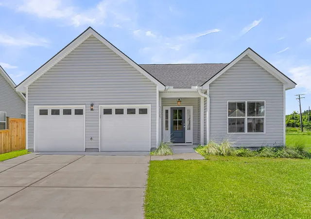 Homes for sale in North Charleston, SC | 3005 Harvey Ave, North Charleston, SC 29405 | MLS# 26016635