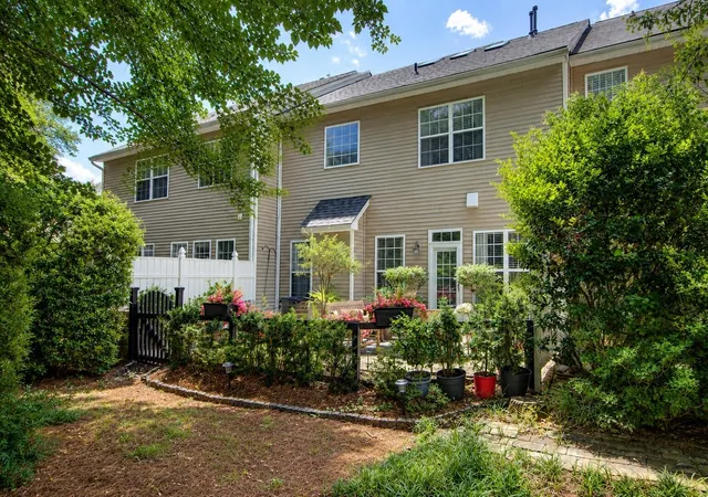 Homes for sale in Mount Pleasant, SC | 2467 Draymohr Ct, Mount Pleasant, SC 29466 | MLS# 26018956