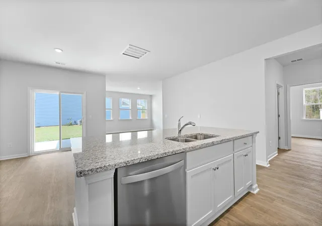 Photo 4 of Sale Pending at 173 Broadstone Dr, Summerville, SC 29486 | MLS# 26023170 | Listing updated on 2026-10-06