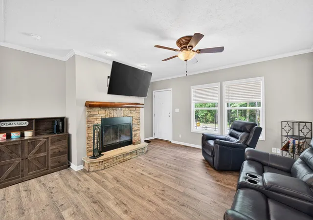4th image of 205 Confederate St, Summerville, SC 29485 | MLS# 26018082