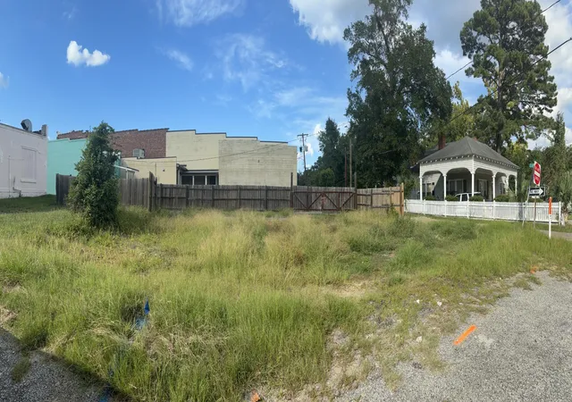 Photo 3 of Land for sale at 103 E George St, Saint George, SC 29477 | MLS# 26024623 | Listing updated on 2026-08-31