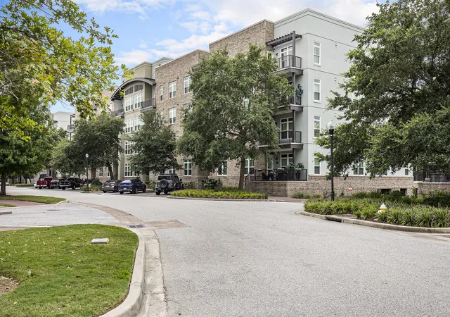 Homes for sale in Charleston, SC | 135 Pier View St #103, Charleston, SC 29492 | MLS# 26003590