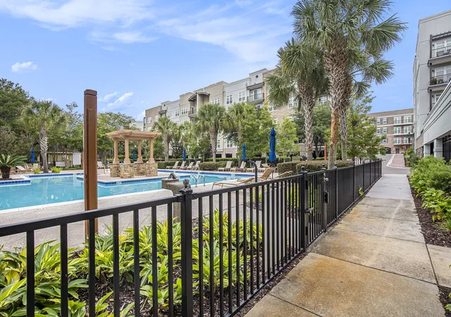 Homes for sale in Charleston, SC | 135 Pier View St #103, Charleston, SC 29492 | MLS# 26003590