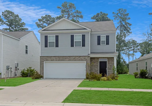Photo 2 of Single family home for sale at 450 Cedarview Rd, Summerville, SC 29486 | MLS# 26022148 | Listing updated on 2026-09-09