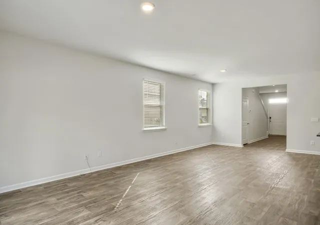 Photo 3 of Single family home for sale at 450 Cedarview Rd, Summerville, SC 29486 | MLS# 26022148 | Listing updated on 2026-09-09