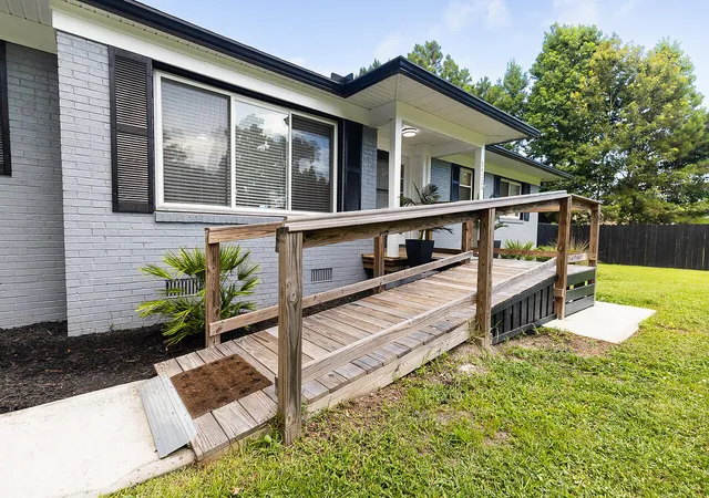 Homes for sale in Edisto Island, SC | 2422 Hwy 174, Edisto Island, SC 29438 | MLS# 26018787