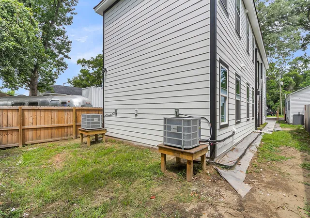 2nd image of 1983 Macon Ave, North Charleston, SC 29405