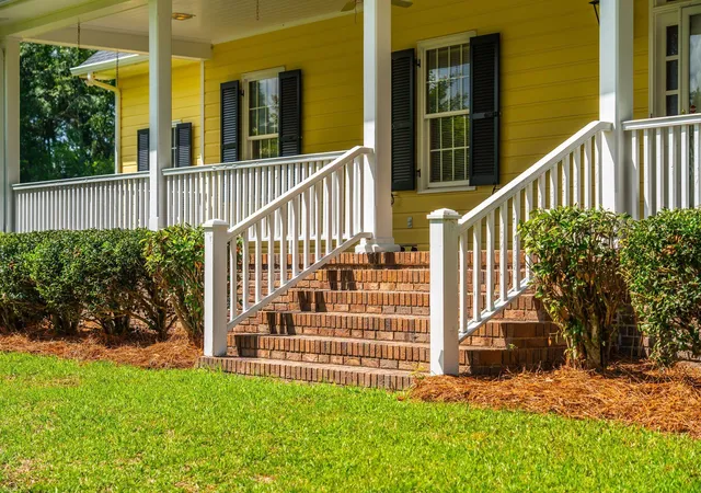 Homes for sale in Saint George, SC | 905 W Raysor St, Saint George, SC 29477 | MLS# 26015611