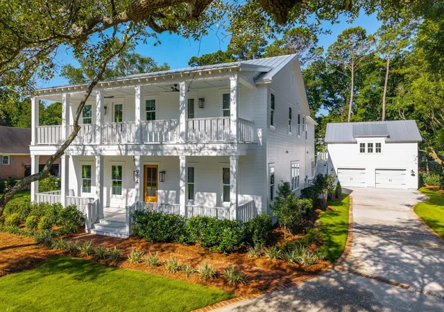 1st image of 914 Lakeview Dr, Mount Pleasant, SC 29464 | MLS# 26016968