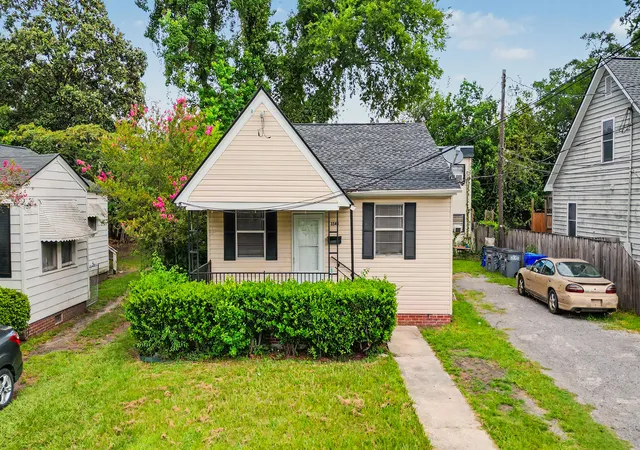 Listing Photo 4 - Condo for sale in building located at 3545 Admiral Dr, North Charleston, SC 29405