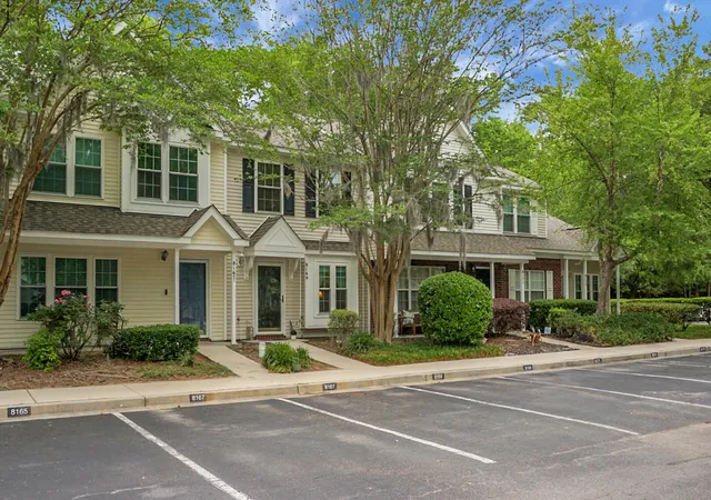 Homes for sale in Charleston, SC | 8169 Shadow Oak Dr, Charleston, SC 29406 | MLS# 26012258