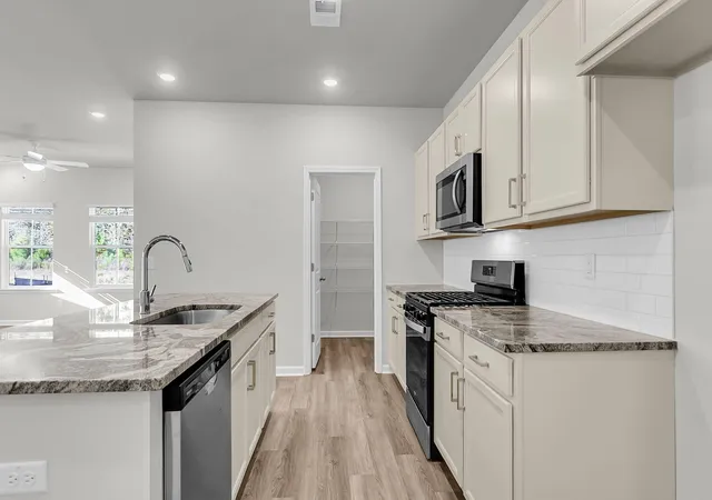 Photo 4 of Single family home for sale at 114 Scout Dr, Summerville, SC 29486 | MLS# 26008009 | Listing updated on 2026-10-24