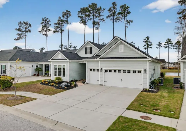 Photo 2 of Single family home for sale at 363 Tupelo Lake Dr, Summerville, SC 29486 | MLS# 26007976 | Listing updated on 2026-09-10