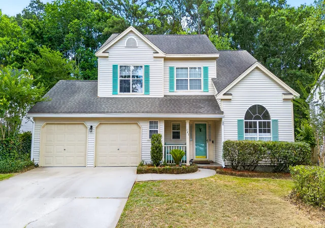 Photo 3 of Single family home for sale at 141 Isherwood Dr, Goose Creek, SC 29445 | MLS# 26015367 | Listing updated on 2026-09-21