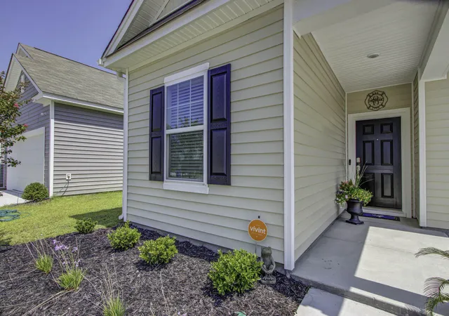 Photo 4 of Single family home for sale at 4451 Ocean Farm Dr, Summerville, SC 29485 | MLS# 26023349 | Listing updated on 2026-10-05