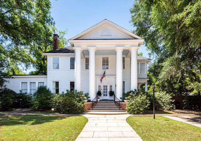 1st image of 458 Hampton St, Walterboro, SC 29488 | MLS# 26014086