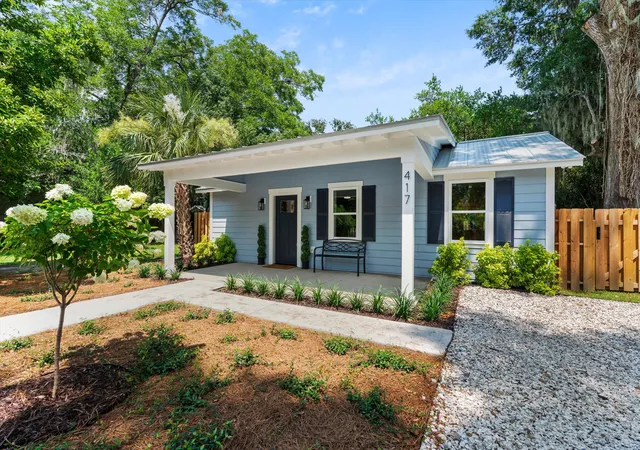 1st image of 417 Waight St, Beaufort, SC 29902 | MLS# 26017403