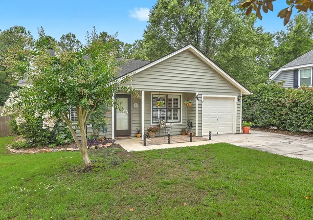 Homes for sale in Mount Pleasant, SC | 1453 Cypress Ct, Mount Pleasant, SC 29466 | MLS# 26018090