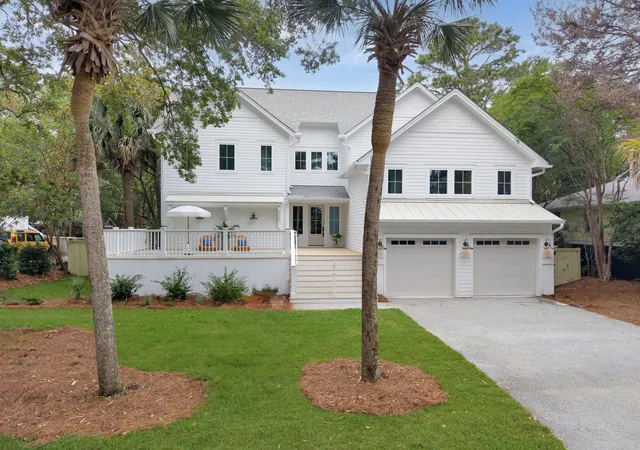 Homes for sale in Isle Of Palms, SC | 3 Sand Dollar Dr, Isle Of Palms, SC 29451 | MLS# 26017600