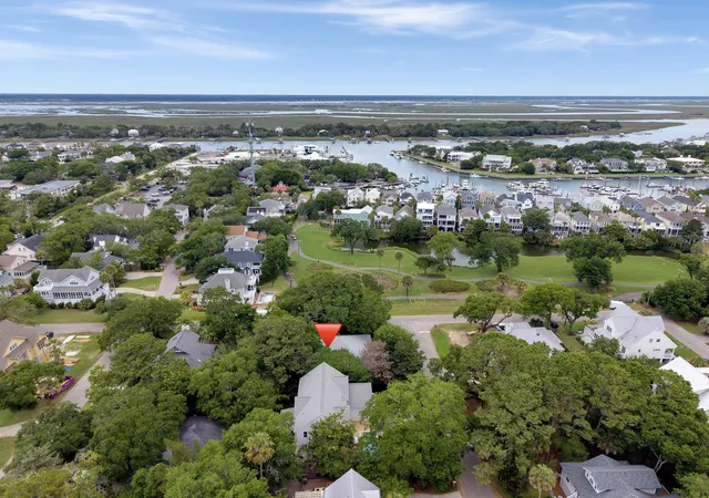 Photo 3 of Single family home for sale at 3 Sand Dollar Dr, Isle Of Palms, SC 29451 | MLS# 26017600 | Listing updated on 2026-09-04