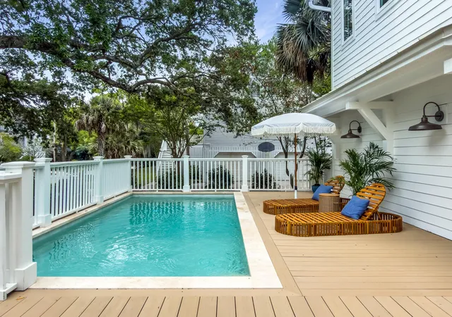 Photo 3 of Single family home for sale at 3 Sand Dollar Dr, Isle Of Palms, SC 29451 | MLS# 26017600 | Listing updated on 2026-09-20