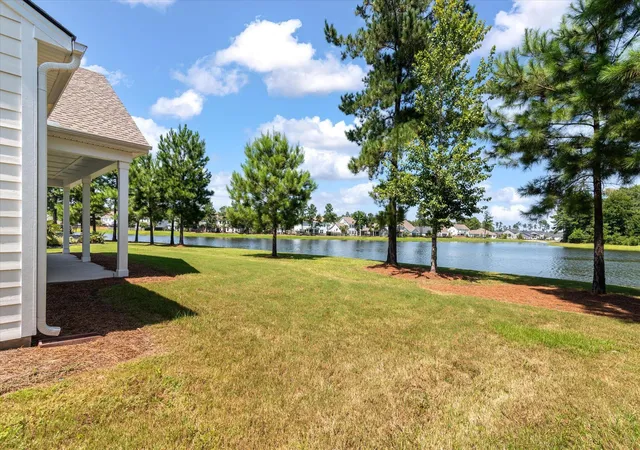 Photo 3 of Single family home for sale at 662 Marsh Cvs Cir, Summerville, SC 29486 | MLS# 26023740 | Listing updated on 2026-09-10