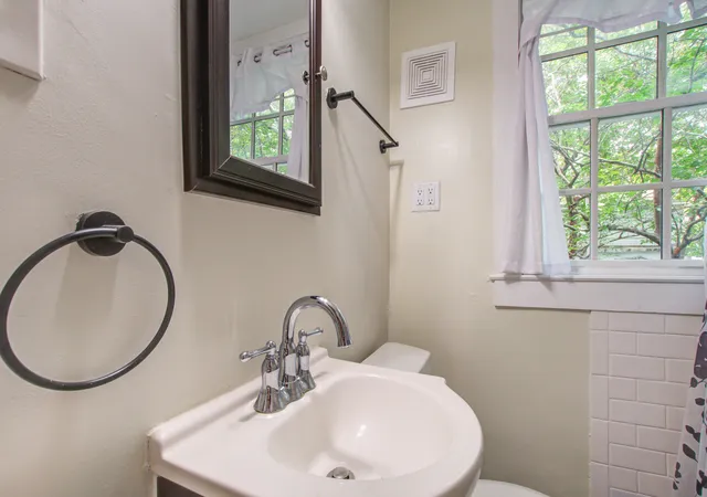 47th image of 5 Bull St, Charleston, SC 29401 | MLS# 26013531