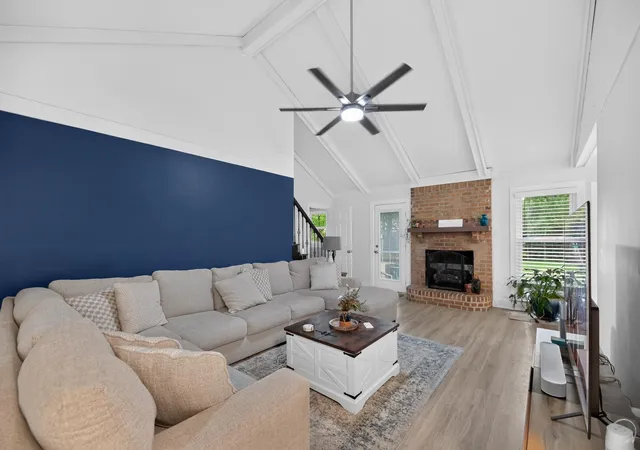 Photo 4 of Single family home for sale at 206 Chessington Cir, Summerville, SC 29485 | MLS# 26020960 | Listing updated on 2026-10-02