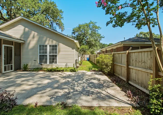 35th image of 1411 River Front Dr, Charleston, SC 29407 | MLS# 26020611