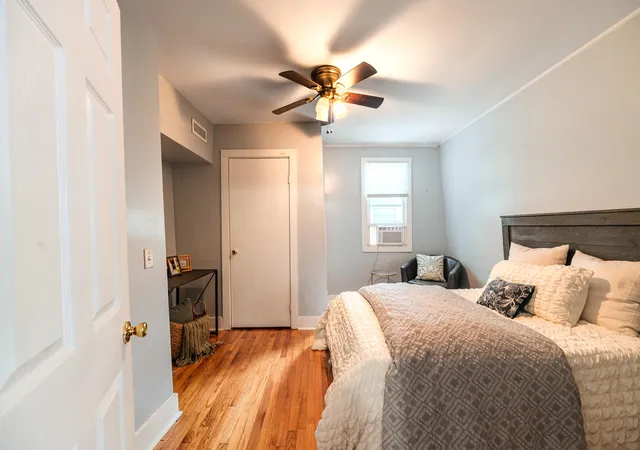 Listing Photo 2 - Condo for sale in building located at 279 Coming St, Charleston, SC 29403 - Unit #
