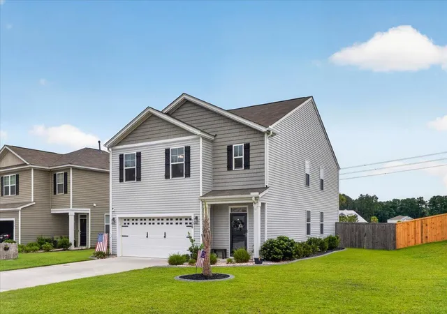 Photo 4 of Single family home for sale at 108 Blossom Wood Ln, Summerville, SC 29486 | MLS# 26020433 | Listing updated on 2026-08-03