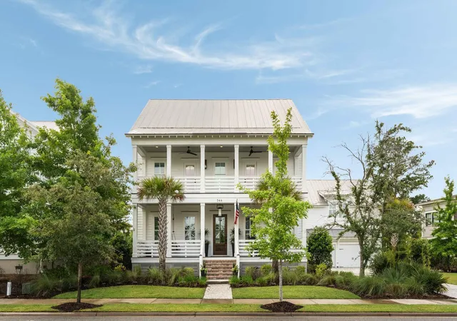 Homes for sale in Charleston, SC | 544 Lesesne St, Charleston, SC 29492 | MLS# 26018987