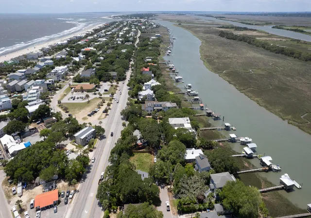 Photo 4 of Land for sale at 1103 Palm Blvd, Isle Of Palms, SC 29451 | MLS# 26016067 | Listing updated on 2026-08-11